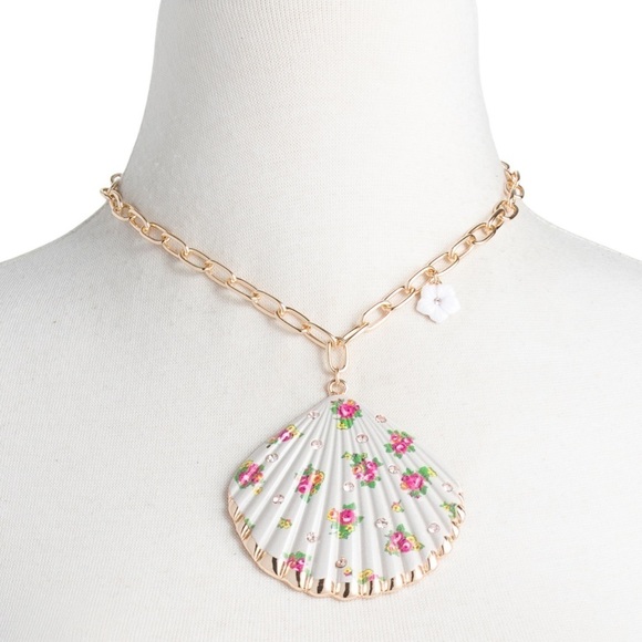 New Betsey Johnson Shell Necklace - Picture 2 of 2